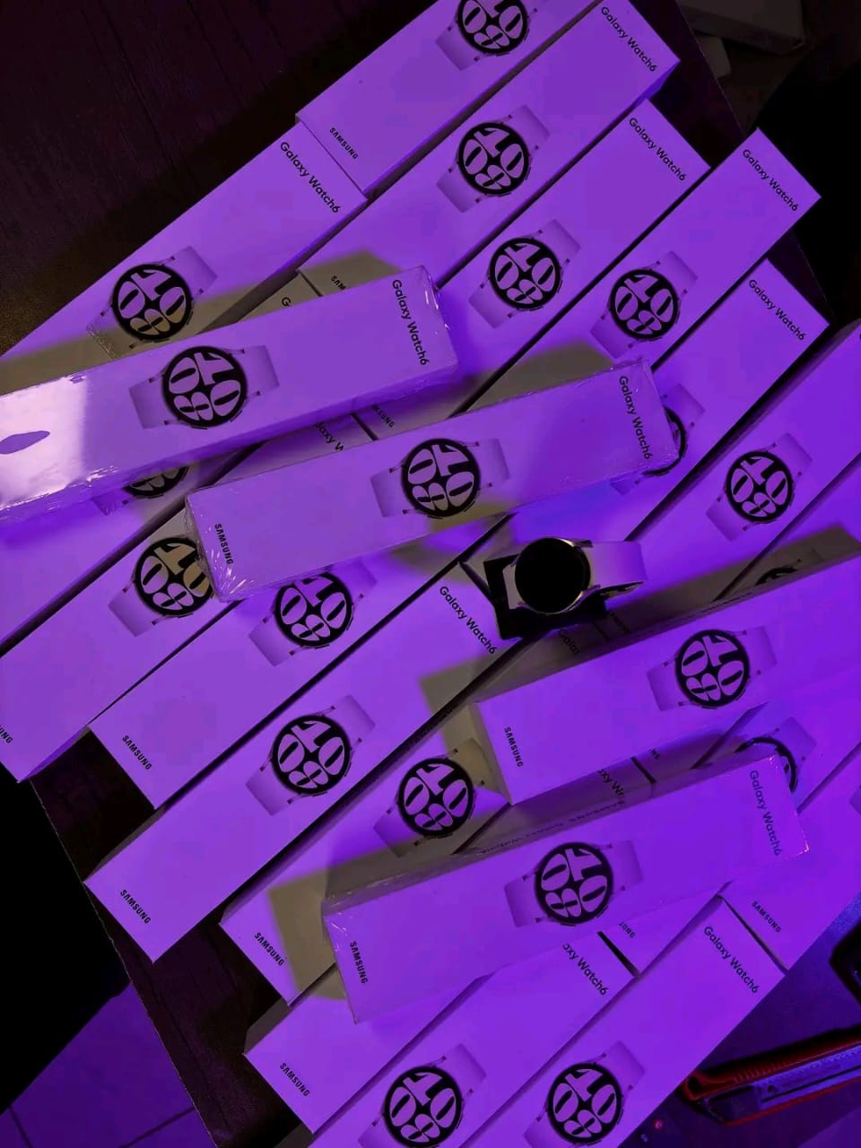 SAMSUNG Galaxy Watch 6 40mm Bluetooth Smartwatch, Fitness Tracker, Personalized HR Zones, Advanced Sleep Coaching, Heart Monitor, BIA Sensor, Health Wellness Insights, Big Screen