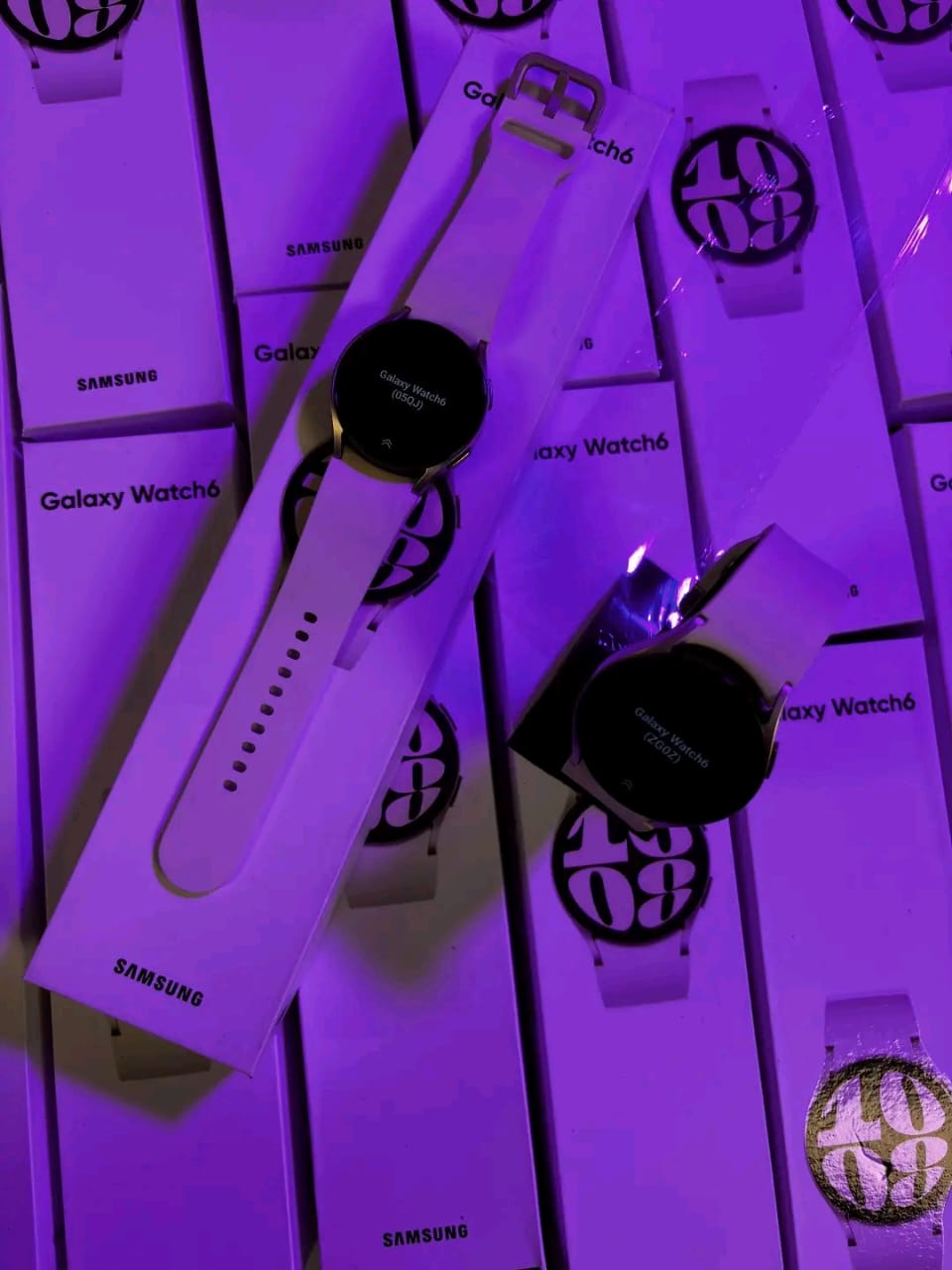 SAMSUNG Galaxy Watch 6 40mm Bluetooth Smartwatch, Fitness Tracker, Personalized HR Zones, Advanced Sleep Coaching, Heart Monitor, BIA Sensor, Health Wellness Insights, Big Screen