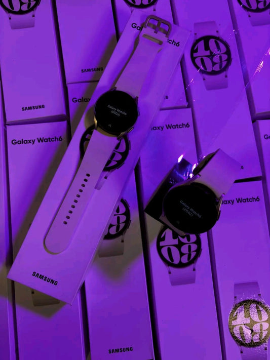 SAMSUNG Galaxy Watch 6 40mm Bluetooth Smartwatch, Fitness Tracker, Personalized HR Zones, Advanced Sleep Coaching, Heart Monitor, BIA Sensor, Health Wellness Insights, Big Screen